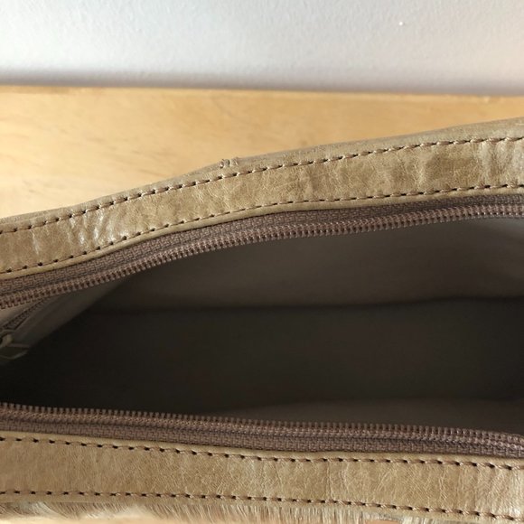 Leather Shoulder Bag lined with Fur - Picture 10 of 13